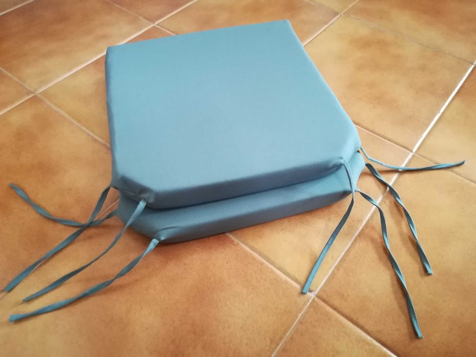 2 Almofadas para cadeiras