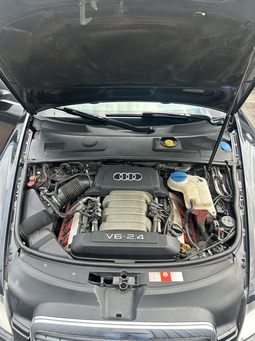 Audi A6 C6.