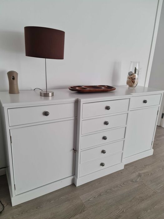 Aparador de sala restaurado