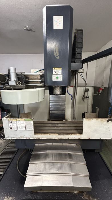 Maszyna/Frezarka CNC VMC 936 – centrum obróbcze, stół 1250 × 360 mm, BT40