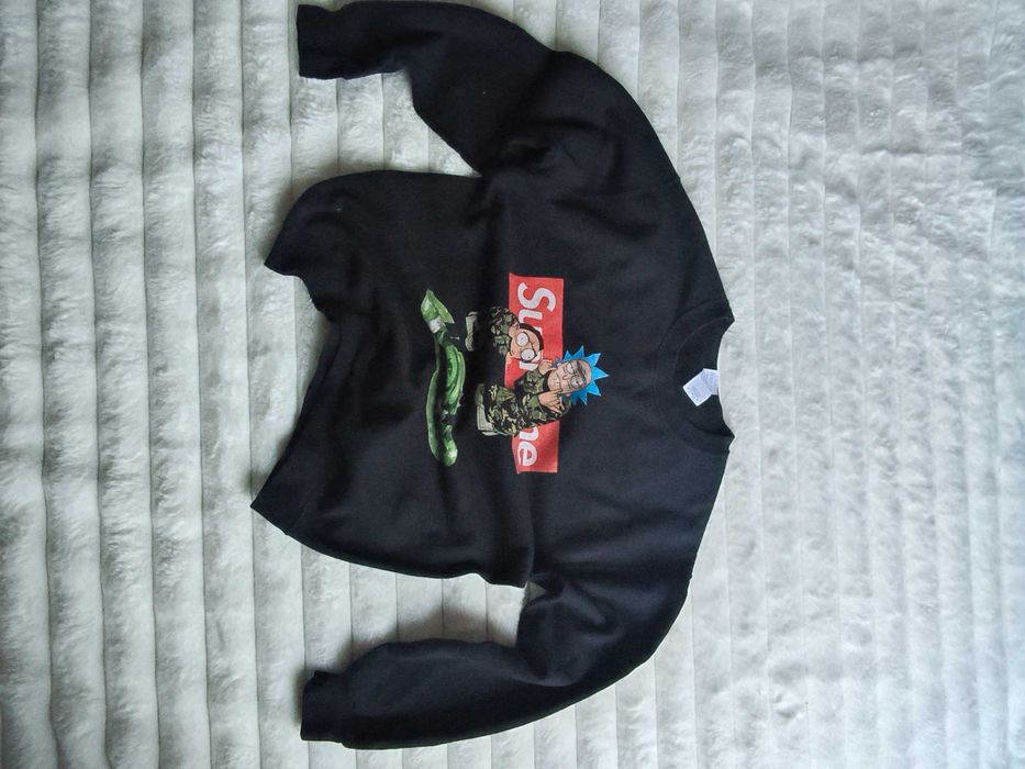 Sprzedam orginalną nie używaną bluz Supreme