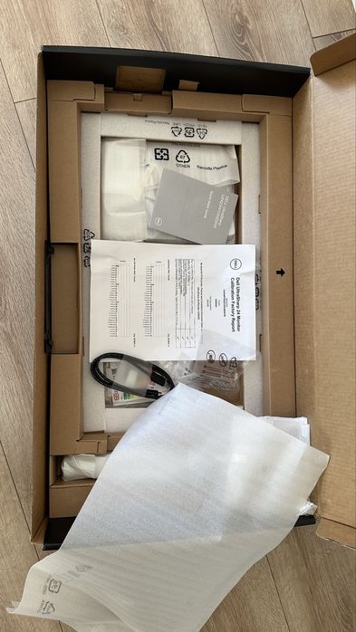 Monitor Dell Ultrasharp de 24 polegadas FullHD U2422H