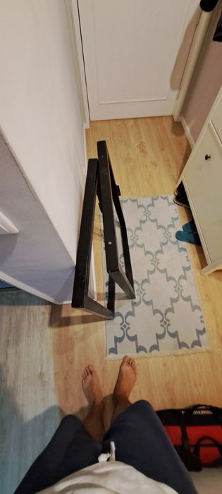 Pernas de secretária