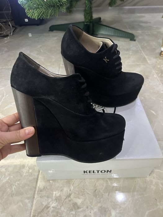 Ботильоны черные замшевые на платформе