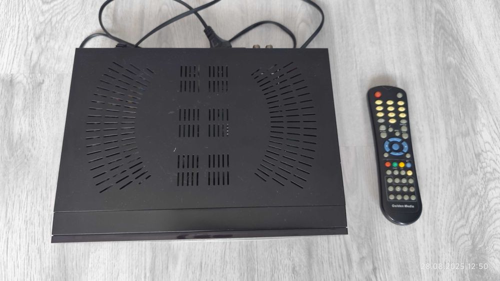 Dekoder SAT Golden Media UNI BOX 9060 CRCI HD PVR w pełni sprawny !