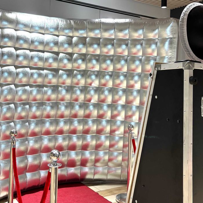 Fotobudka 360 / Fotolustro / Wiatraki iskier / Biały miś / Ciężki dym