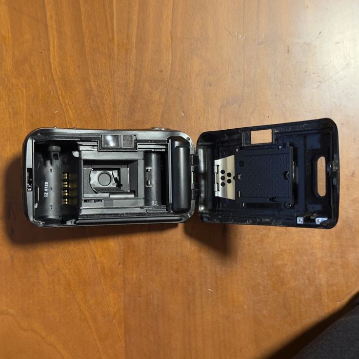 Olympus Mju I - Point & Shoot