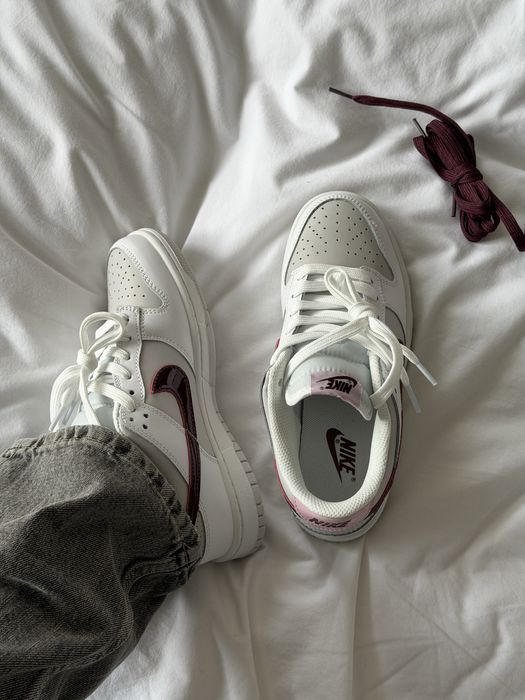 Buty Nike Dunk Low 'Sail Burgundy Crush'