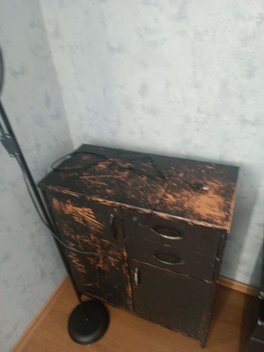 Witam. Oddam za darmo meble.