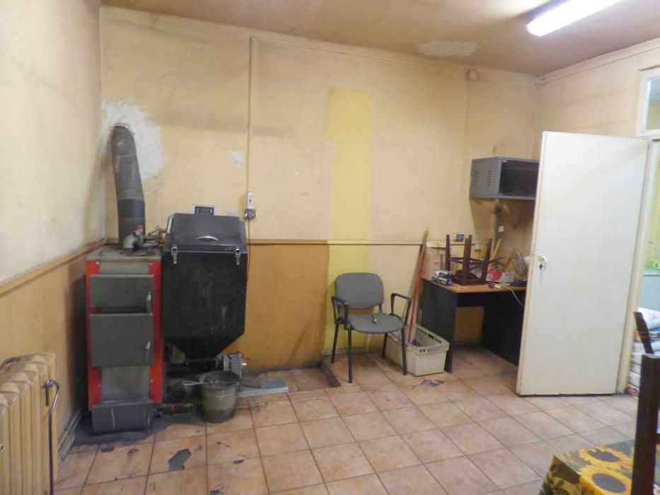 wynajmę pomieszczenia biurowo-magazynowe w Bytomiu Karb 80m2 własne CO