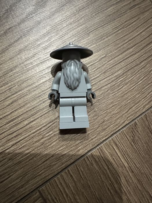 Lego ninjago sensei wu posąg