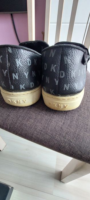 DKNY rozm. 42 (27,5 cm) idealne na wiosnę