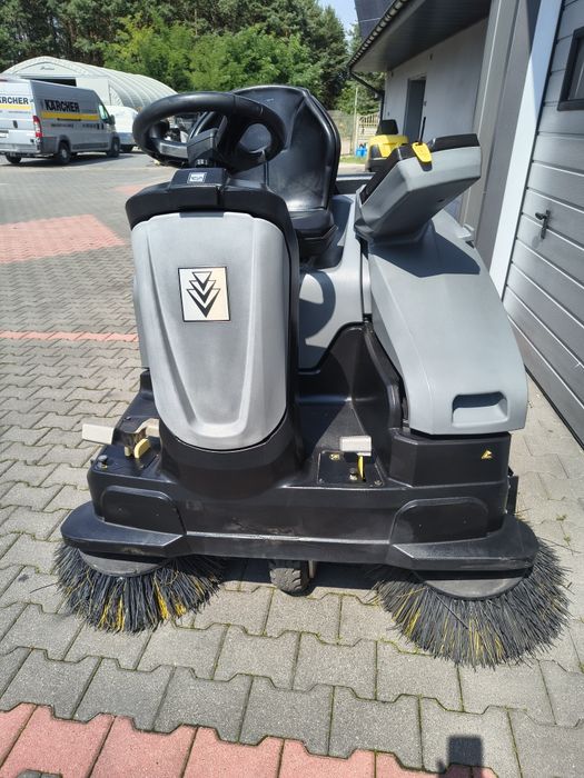 Zamiatarka Karcher KM 105/100 RG