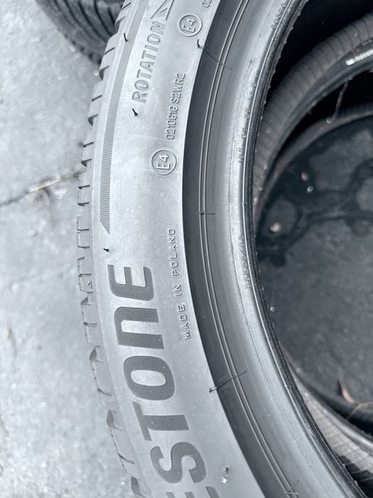 215 50 18 Bridgestone LM005 90% 2024 Шини Зима