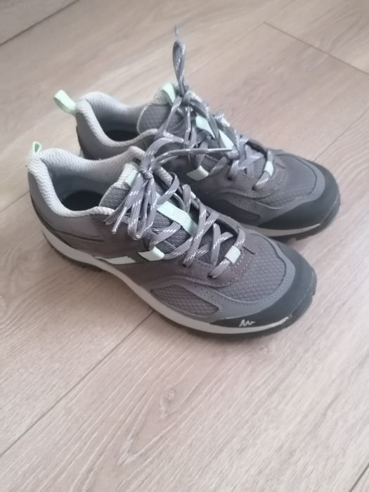 Byty turystyczne damskie Quechua roz 36