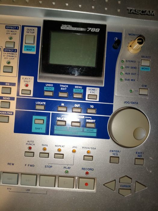 Portastudio Digital 788 TASCAM