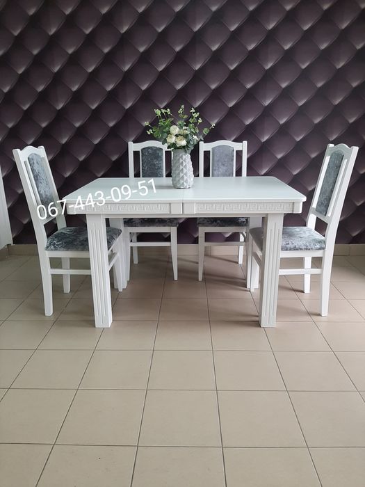 Стол стулья. Кухонный гарнитур. Столы. Стіл. Столи та стільці.