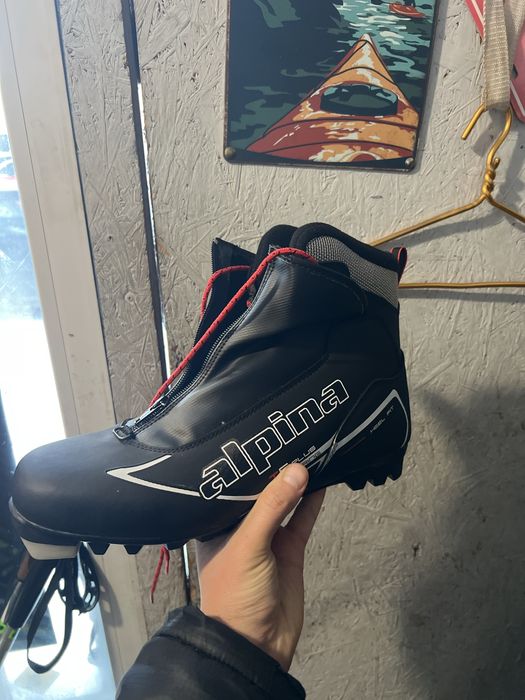 Бігові лижі Тіса беговые лыжи