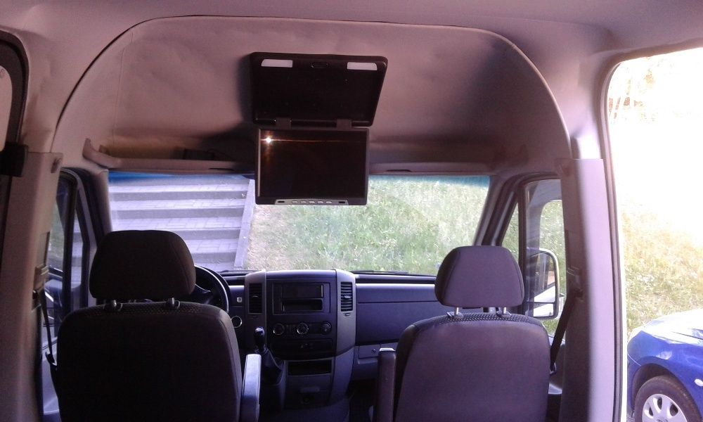 Przewóz  osób  bus z kierowcą