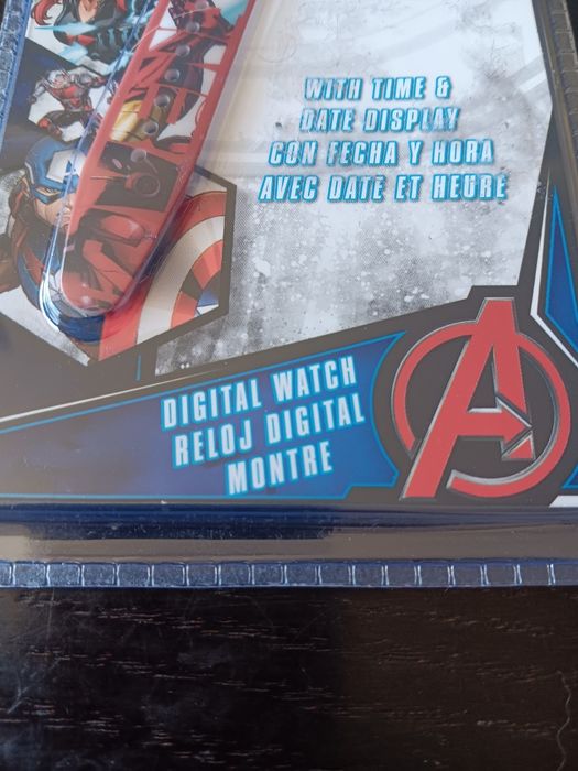 Relógio Digital Marvel