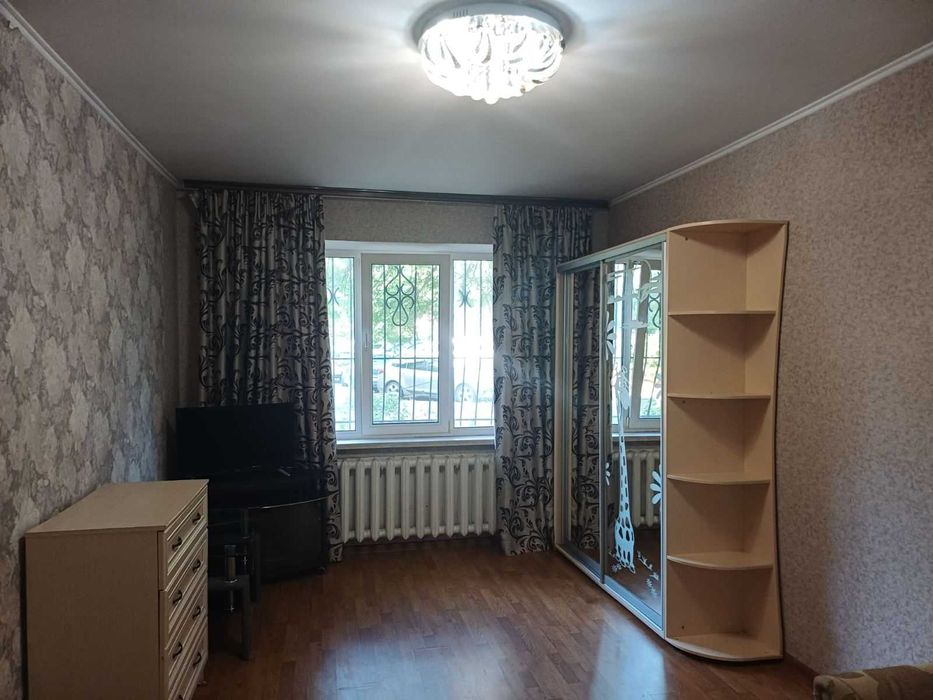 Продам 2-х комнатную квартиру на п.Котовского (ул.С.Палия)