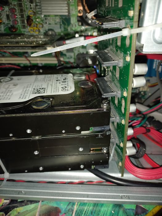 Сервер отличный 2 проца 32 озу