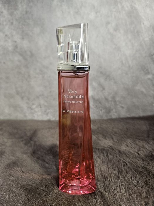 Givenchy Very Irrésistible 75мл Eau de Toilette