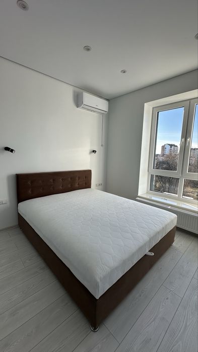 Перша здача 2к квартири біля парку Шевченка