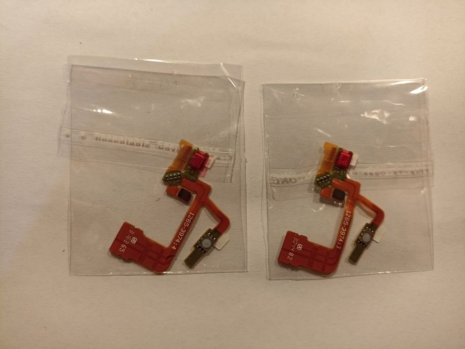 Запчастини на xperia zl