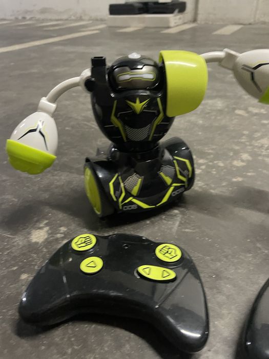 Brinquedo de crianca robot