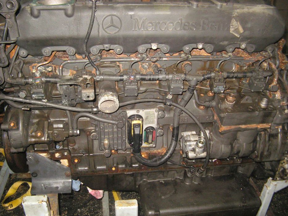 Silnik  Mercedes ACTROS  mp4 remonty sprzedaż osiowanie  bloków