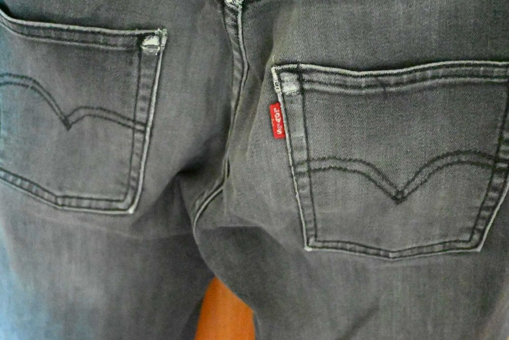 Calças Levis 14 anos