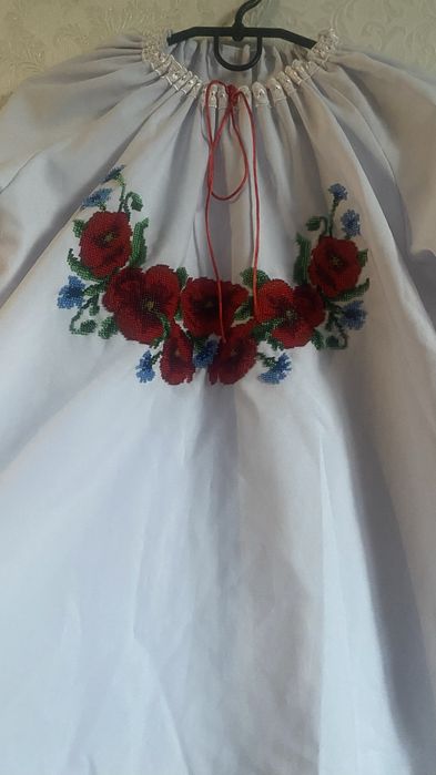 Продам вишиванку ( вишита з бізеру в ручну )