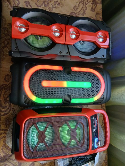 Колонка музика на аккум.