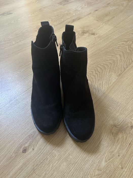 Botki zamszowe czarne rozmiar 38