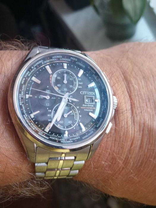Citizen AT8130-56E H800 Eco-Drive Radio Controlled Titanium + pudełko