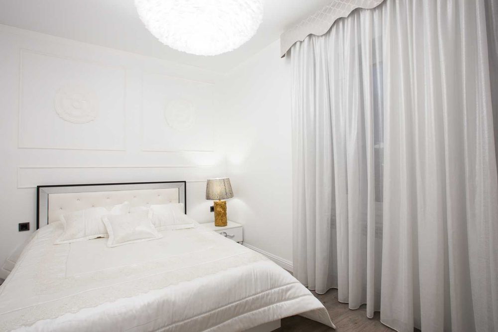 Квартира люкс в центрі на  вул. Сумська, 23/ Подобово "Swan"