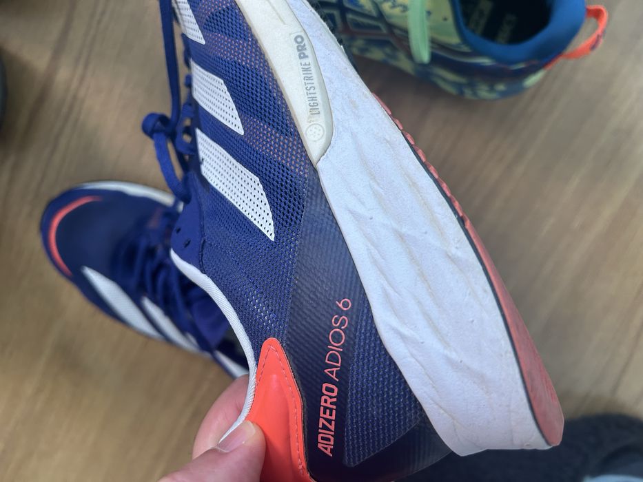 Tenis adidas Ultraboost ; asics; Adizero