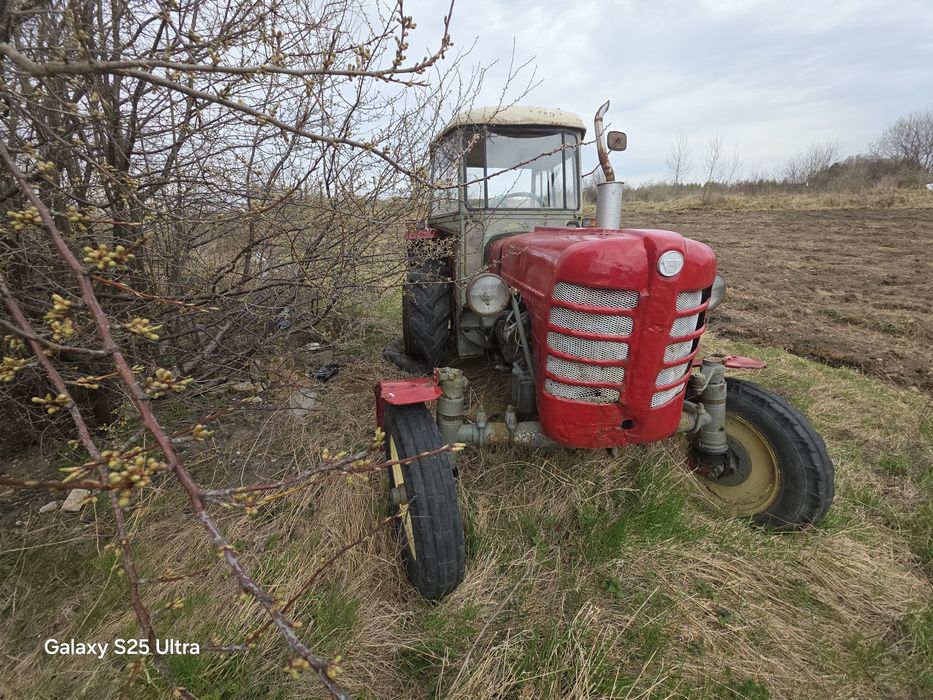 Sprzedam ursusa  c4011