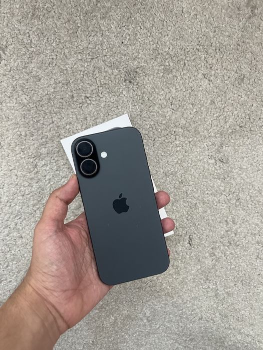 iPhone 17 256GB - Ecrã Danificado / Totalmente Funcional