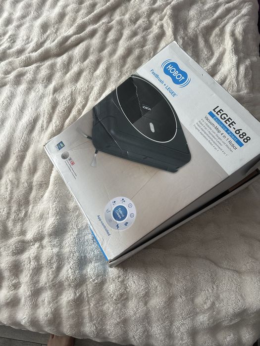 Робот-пилосос HOBOT legee 688 робочий повністю