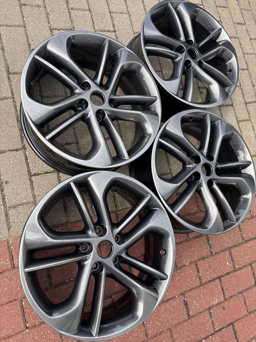 Felgi aluminiowe 18 cali Renault Koleos Talisman Megane 5x114,3 Trafic
