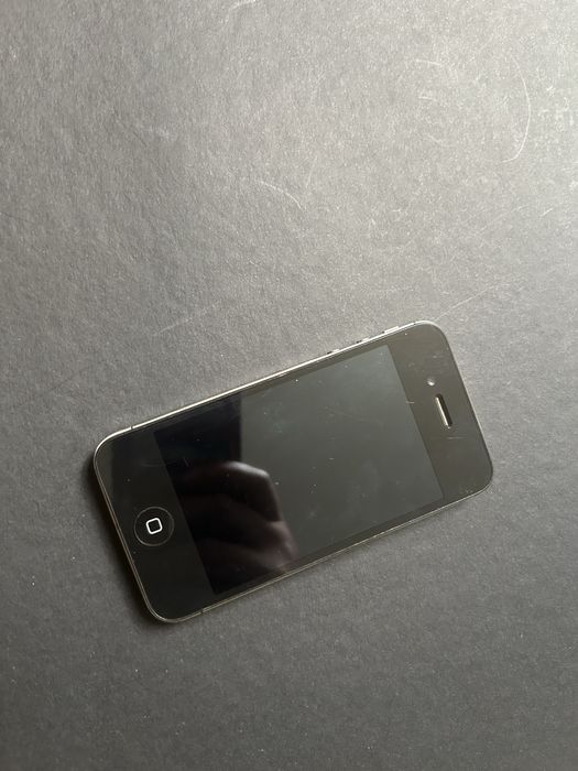 iPhone preto 4S 8gb