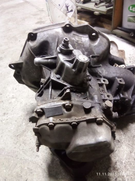 Коробка передач від Део Нубіра 1.6 16клапанів