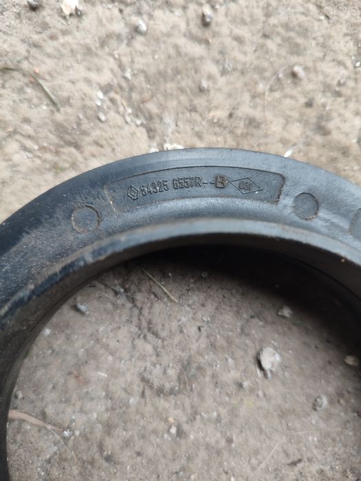 Опора стойки Рено Меган Сценик 3