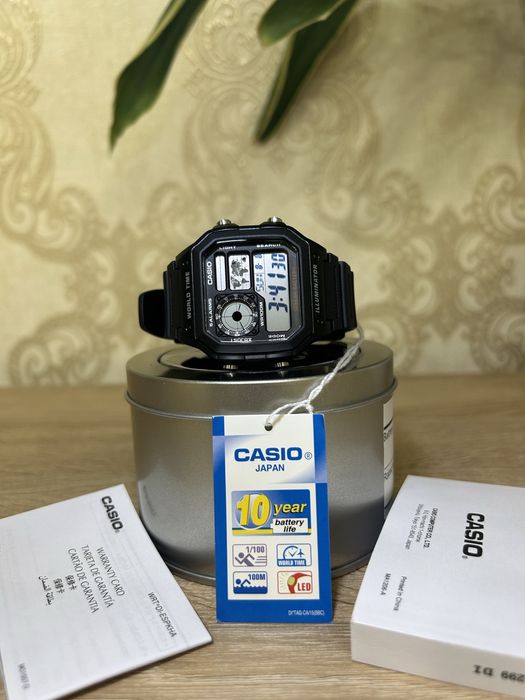 Оригінальний годинник Casio AE-1200WH-1A