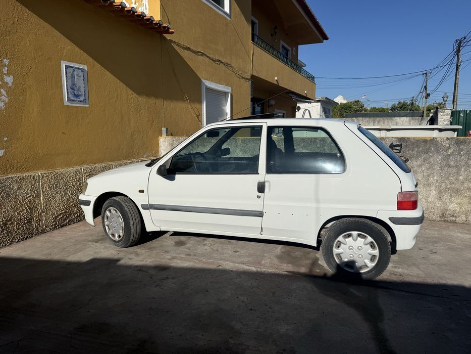 Peugeot 106 - 1998 (1100) c/teto de abrir