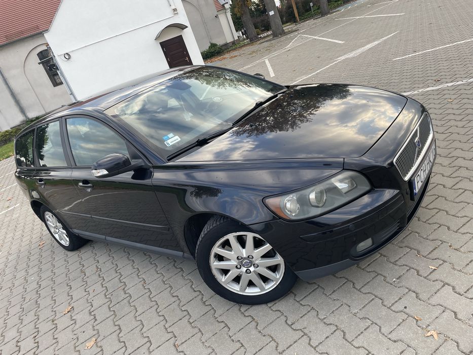 Volvo V50