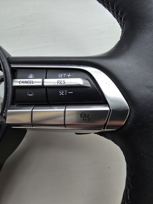 Кермо Mazda cx30