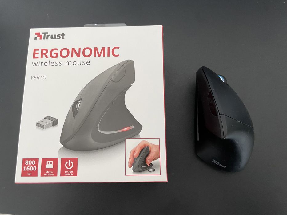 Trust Ergonomic Wireless Mouse (Faulty)64585695734275120